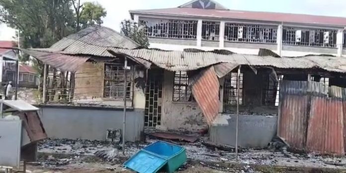 Students Burn School Man City Arsenal